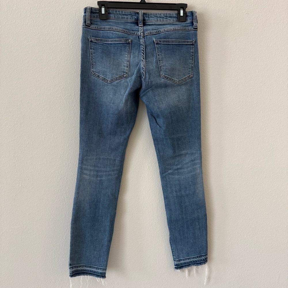 Free People Low Rise Classic Blue Denim Skinny Jeans Slit Hem 28 - Picture 5 of 7